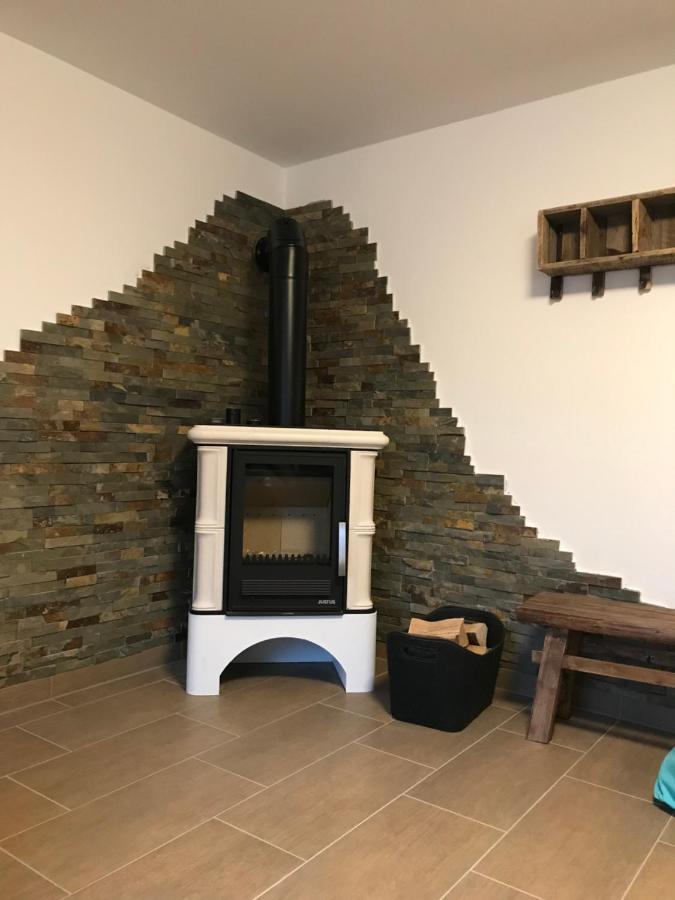 Neue Unterkunft Mit Kamin Im Erzgebirge - Szb Schwarzenberg  Extérieur photo